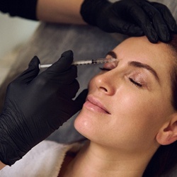 Woman receiving Botox in Louisville